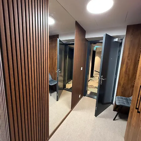 Skyluxe 25 Eurovea Tower Apartament Bratysława